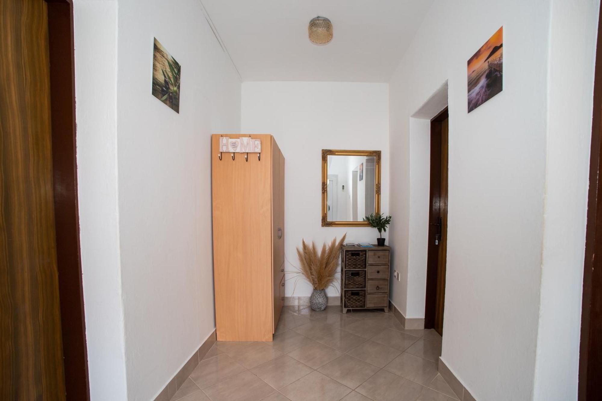 Apartments Vala Betina  Εξωτερικό φωτογραφία
